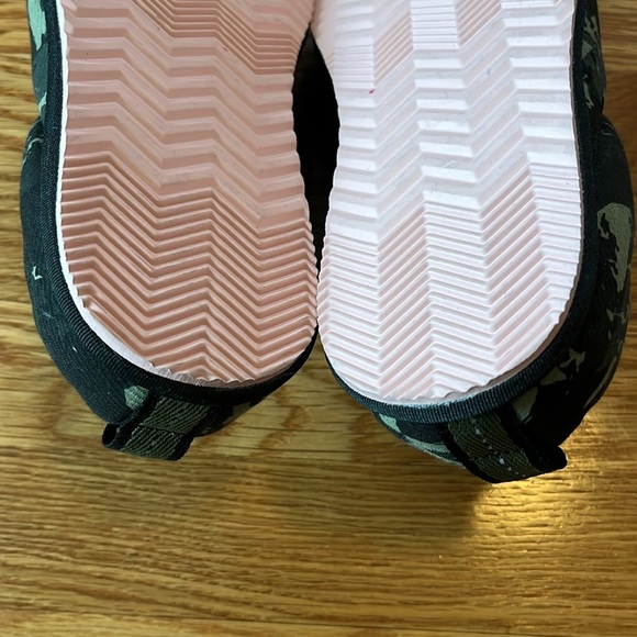 Sorel Go Bodega Run Slippers NEW Size 7 - Picture 9 of 14